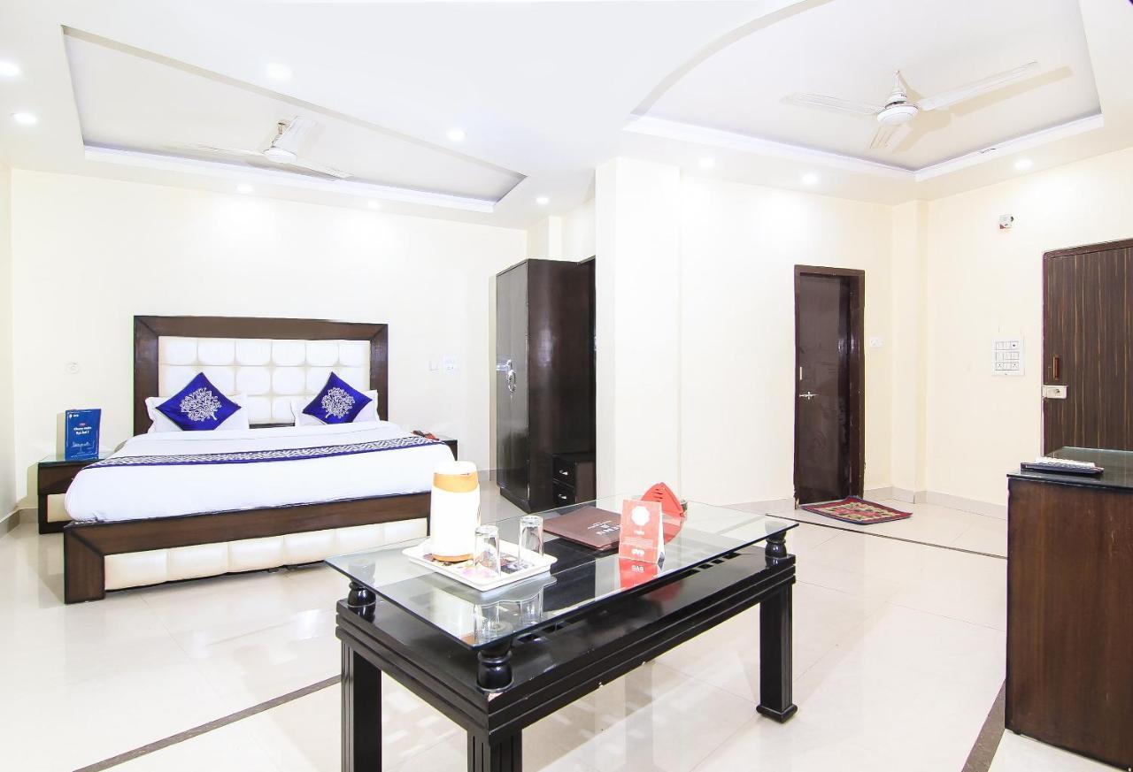 Oyo 2569 Hotel Paradise Kanpur Exterior foto