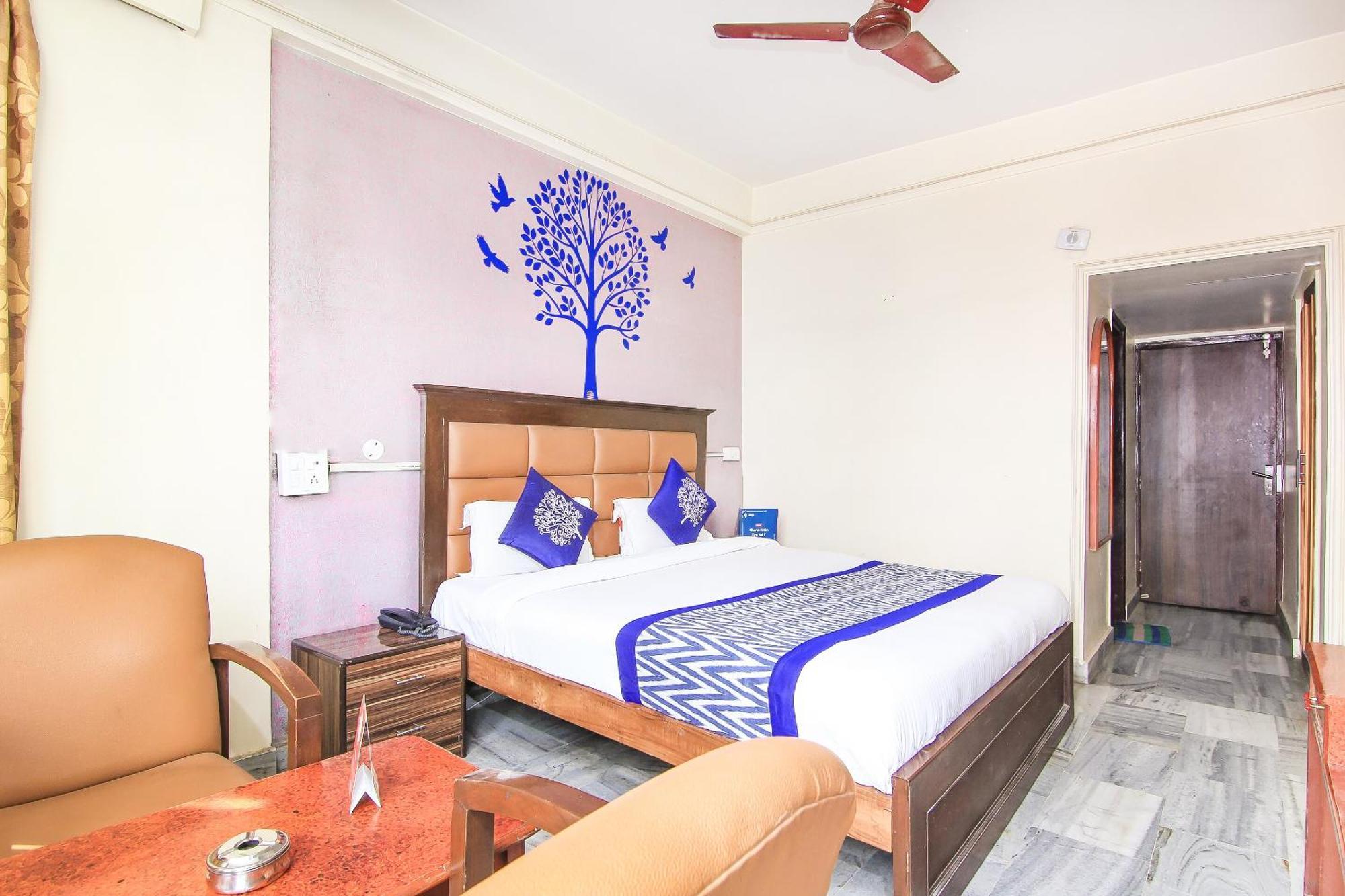 Oyo 2569 Hotel Paradise Kanpur Exterior foto